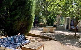 Auberge De Jeunesse Hi Nimes